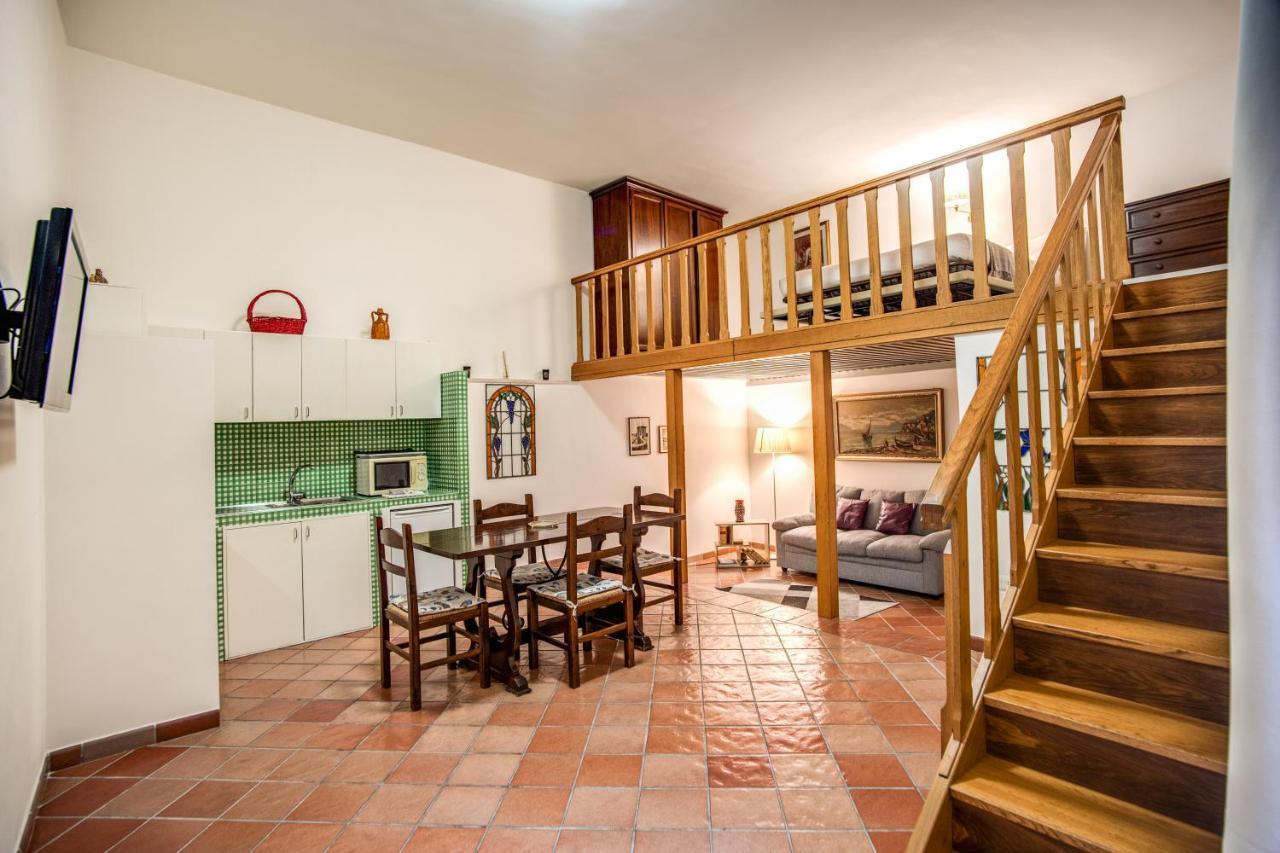 Le Case Di Andrea - Nel Cuore Di Trastevere 罗马 外观 照片